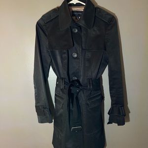 In Excellent Condition! BANANA REPUBLIC Trench Coat